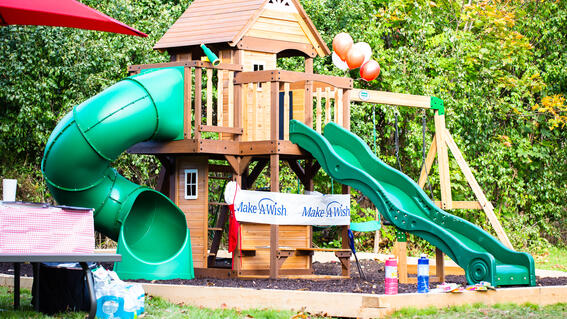 Zavier's wish for a pizza parlor playset