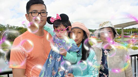 Laura_Disney_Bubbles