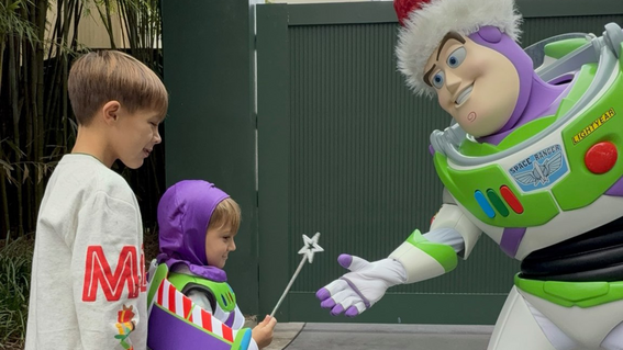 Damian & Buzz