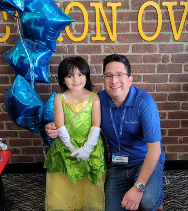 Luis volunteer spotlight