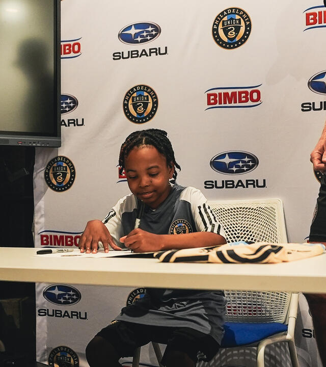 Ahmad Signing