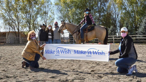 Devo wished for a horse 