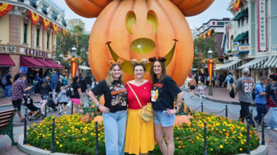 Reese_Disneyland_Wish