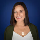 Tara Navara headshot