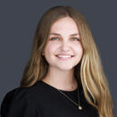 lizzie-headshot