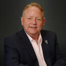 Tom Burns Headshot 