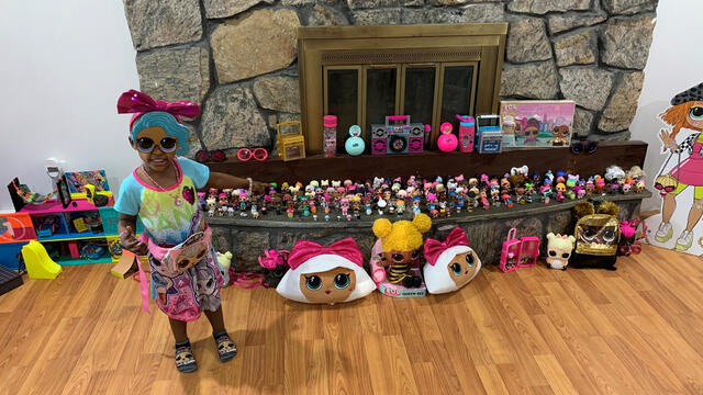 Anisa and her LOL dolls